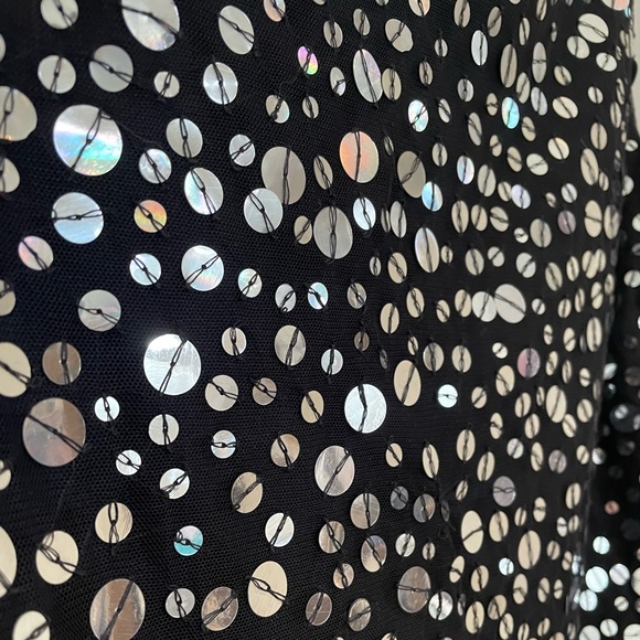 Worthington sleeveless tank top v neck size Large- black with silver sequins NWT - Picture 3 of 6